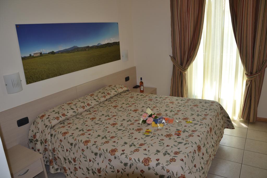 ברדולינו Locanda Le Palafitte חדר תמונה